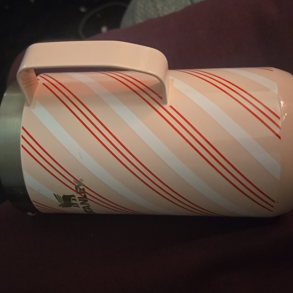 Stanley 24oz Everyday Mug Strawberry Twist - Picture 5 of 10